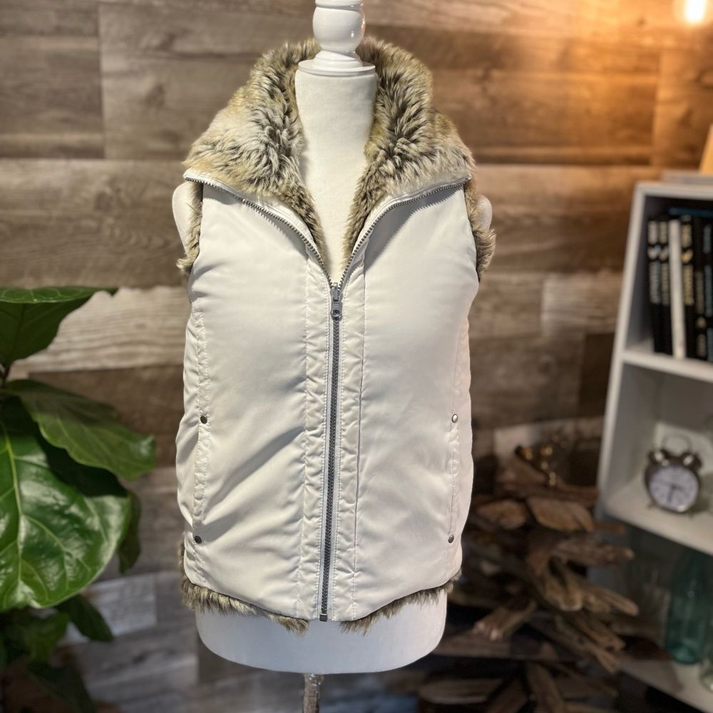 Faux Fur-Trim White Puffer Vest